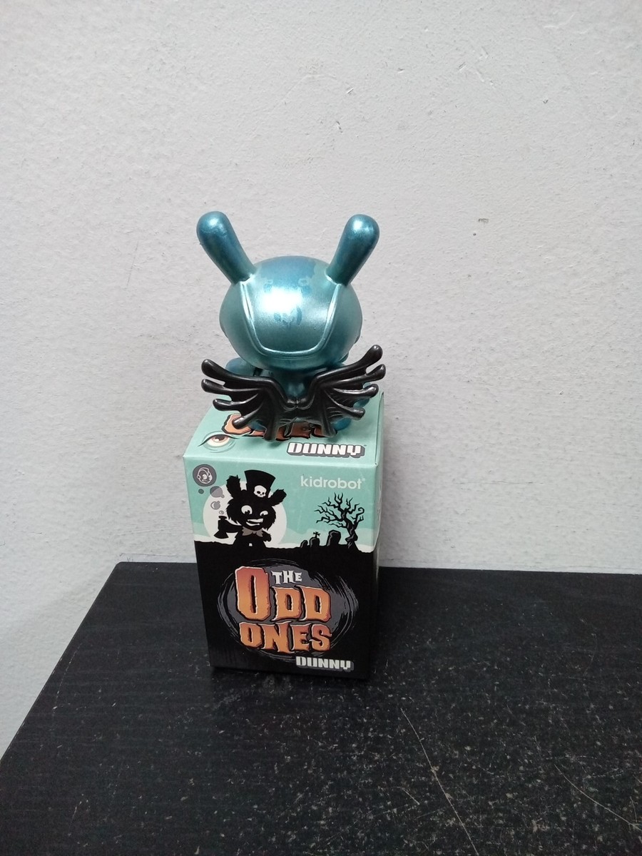 Kidrobot THE ODD ONES Dunny Series BLUE METALLIC HOWIE PHILLIPS