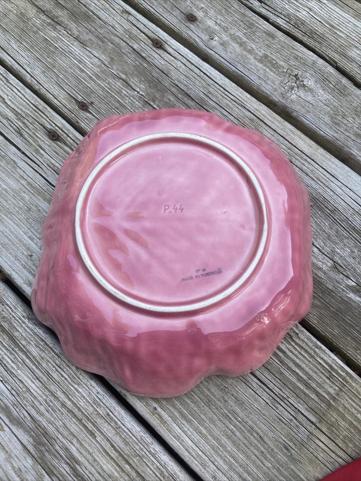 Secla Portugal Majolica Large PINK Cabbage Leaf Serving Bowl 10