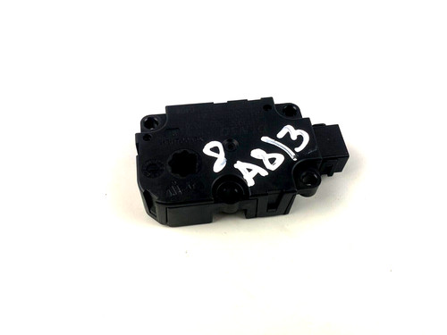 Audi A8 4H AC Heizgebläse Klappenmotor Aktuator Einheit CZ113930-0857