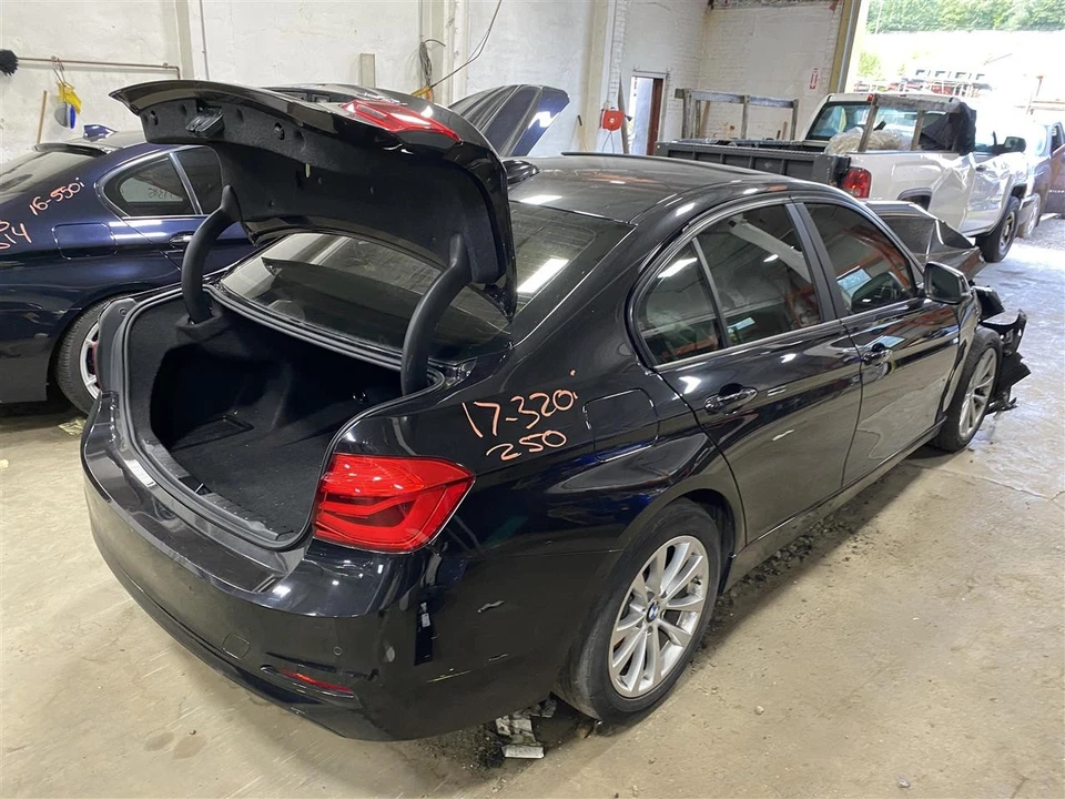 CONSOLE LID BMW 320i 328D 328i 2017 17 1415550 Foto 4 de 4