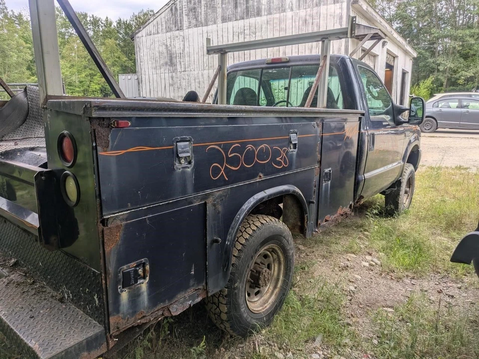 Módulo de control electrónico ECM del motor 8-330 para camioneta Ford F250SD 03 179990 Foto 2 de 4