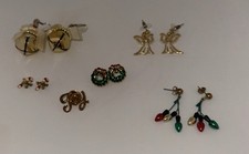 Vintage/ Retro Earring Lot of 5 Pairs And 1 Pin Avon Christmas And Joy Pin
