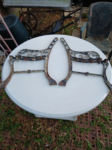 Vintage  ANTIQUE Pair of CAST IRON Park GARDEN BENCH Ends Ornate Victorian Black