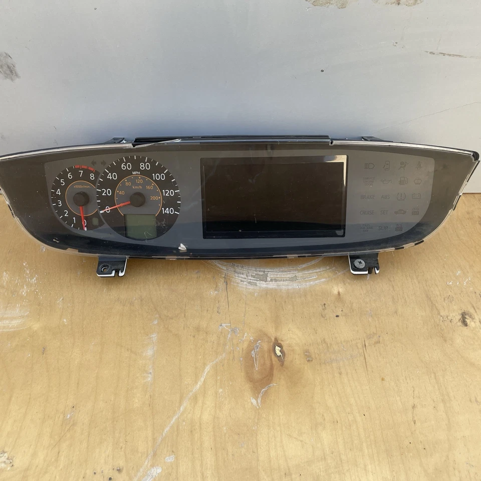 Cuadro de instrumentos Nissan Quest 200 2004-2006, Mil Milla Foto 4 de 4