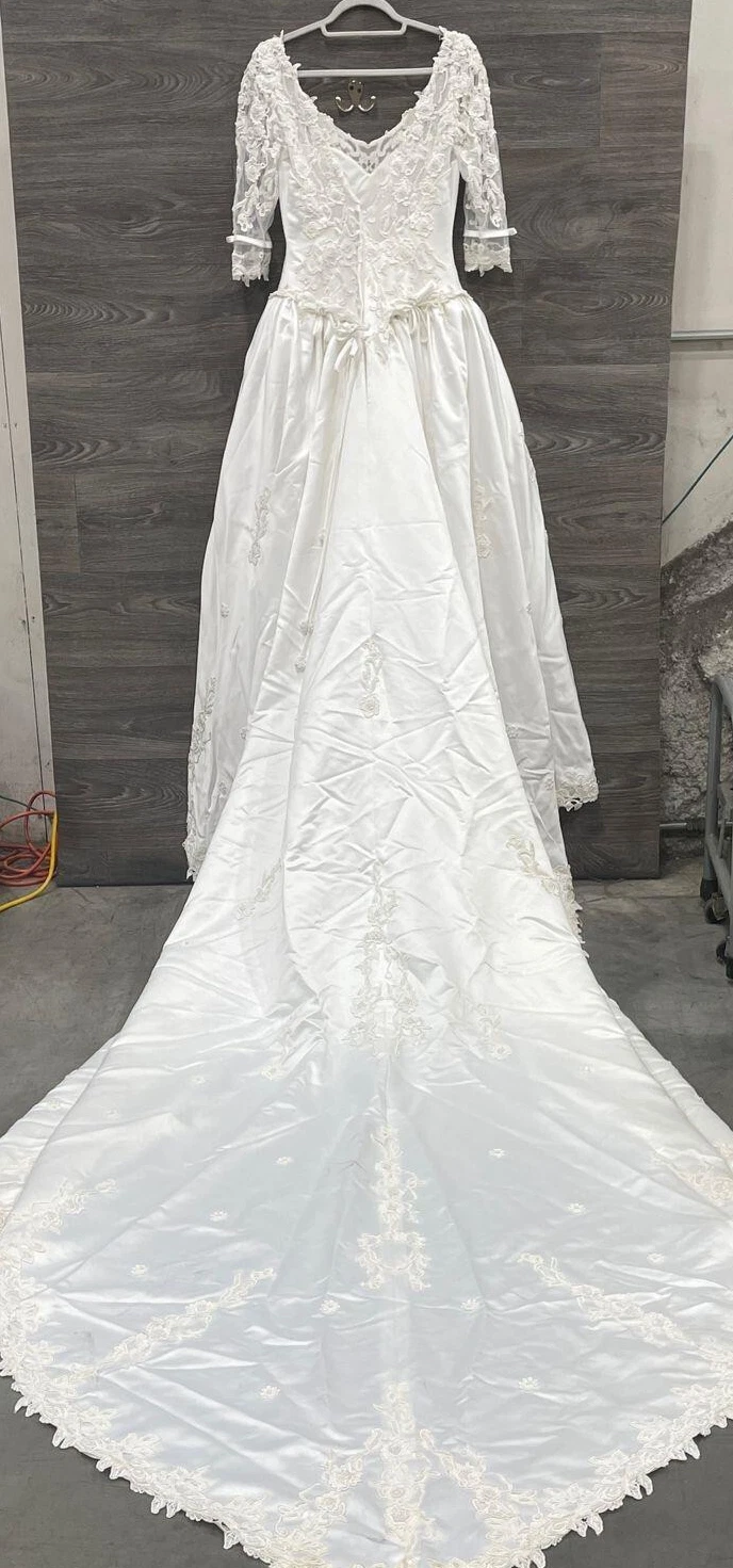 OFF WHITE Abito da sposa vintage Moonlight bianco sporco raso manica 3 4 velo taglia 10