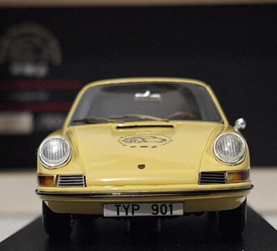 Porsche 901 PMG-Jahresmodell 2013 Porsche Museum 1:43 Spark