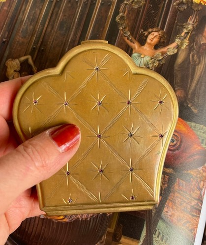Art Deco Brass Guilloche Star Seeding & Ruby Powder Bowl Signed to Liliane » - Picture 3 of 8
