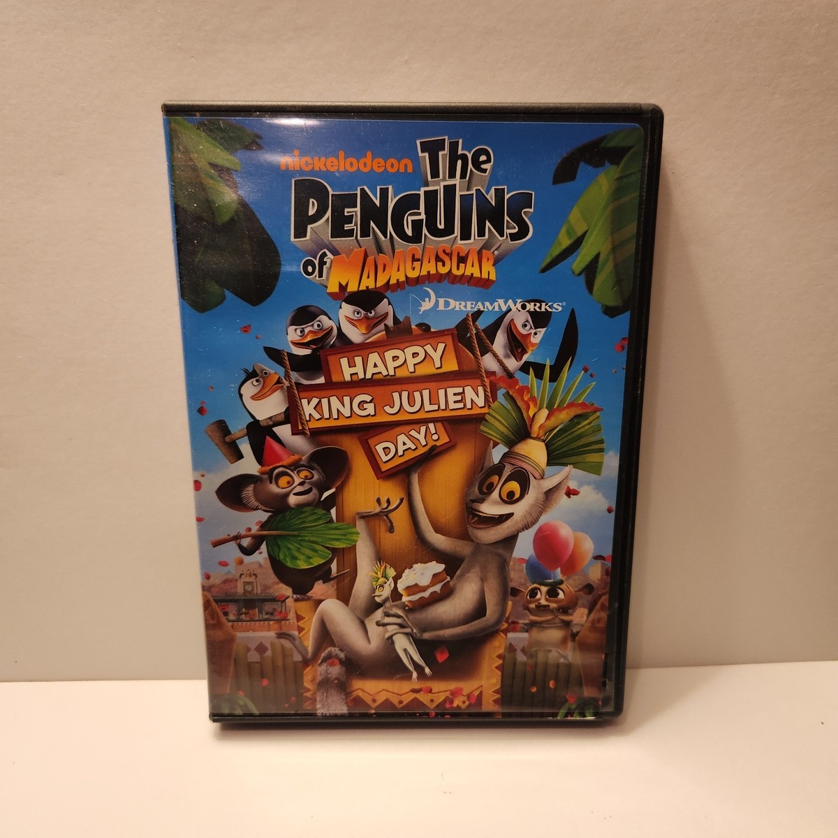 The Penguins of Madagascar: Happy King Julien Day (DVD, 2010