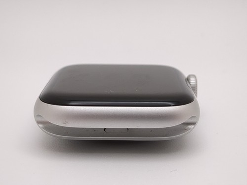 Apple Watch SE 2nd Gen 44mm A2723 Fair Condition | Aluminum, NO BAND | GPS ONLY - Picture 3 of 6