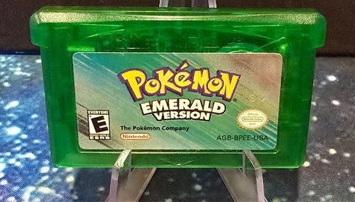 Original Pokemon Emerald - Nintendo Game Boy Advance (2005) w/ protective case