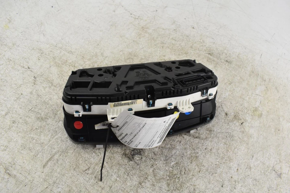 2016 Hyundai Sonata Speedometer Cluster 2.4L Used OEM 94011C2200 116K Miles - Image 2 of 4