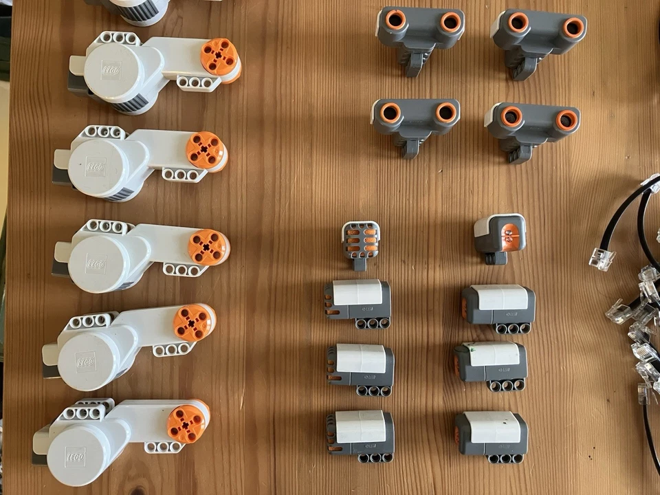 LEGO MINDSTORMS NXT Mixed Parts Lot To Build Program Robots Educational Pieces - Image 2 of 4