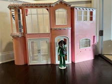 2006 Barbie Dream House