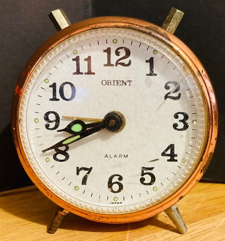 ORIENT トライアングル CLOCK ポストモダン　80s 90s 日本製 Orient Alarm Clock 2.5” Tall Copper Vintage Japan Good Condition
