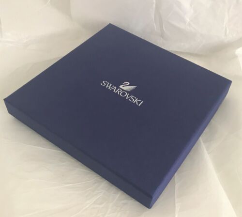 Nuevo con etiquetas Collar Swarovski V Jet Dom/Rus Negro Rutenio 5363515 - Imagen 4 de 6