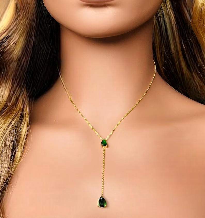 Collar lágrima Lariat esmeralda verde creado en laboratorio de pera de 4 quilates de oro amarillo de 14 quilates