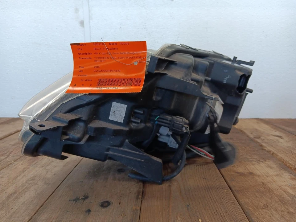 Faro NISSAN ROGUE R VIN K (1er dígito, construido en Corea), (halógeno), R. 15 Foto 3 de 4