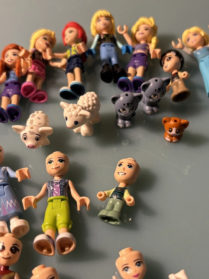 Lote Mixto 24 Mini Muñecas LEGO Friends y Animales y Accesorios Foto 2 de 4
