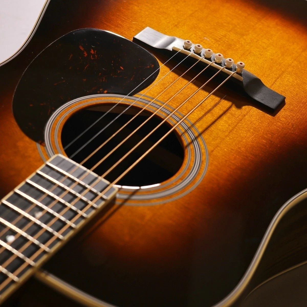 Martin D-35 Standard Sunburst 2024 usado envío rápido con seguimiento