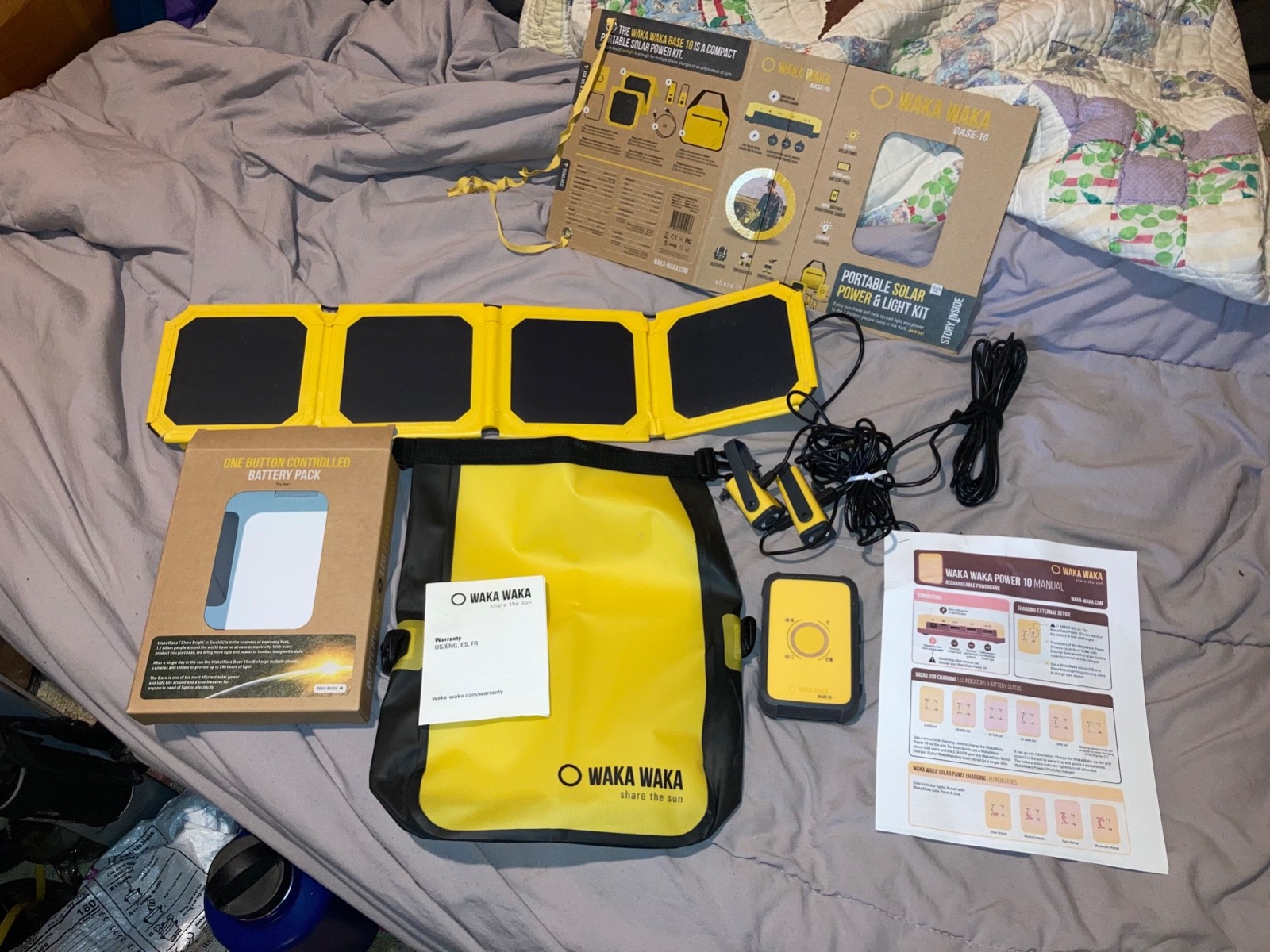 Waka Waka Base 10 Solar Panel Kit, 2 Led Flashlights, Dry Bag, Cables Camping