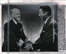 1956 Press Photo Rear Admiral Redfield Mason & Mike Wallace on television show