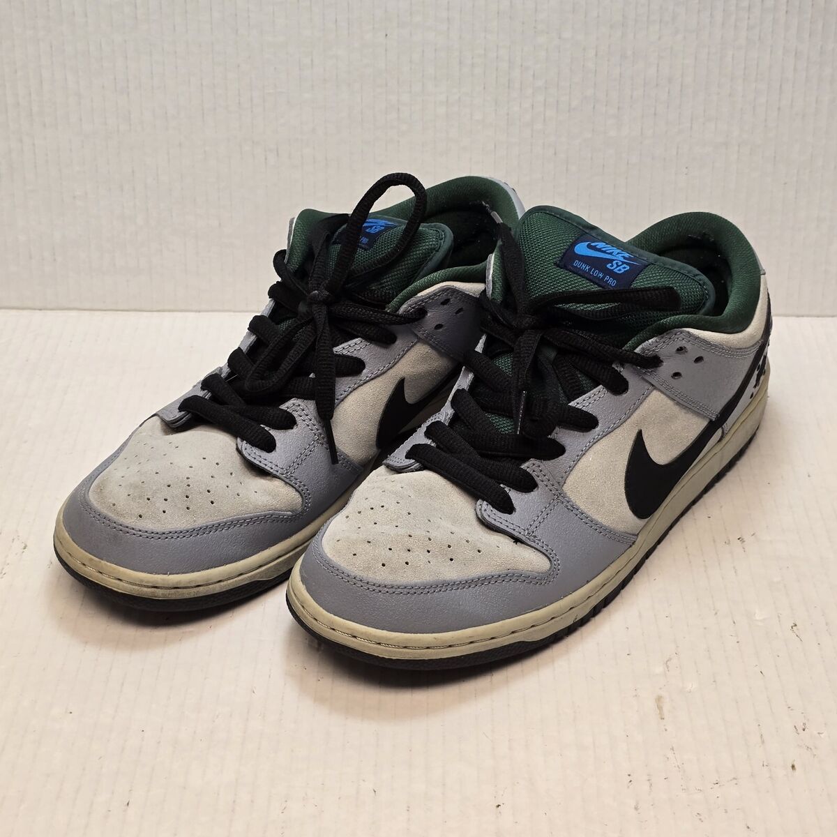 Nike SB Dunk Low Pro Maple Leaf Central Park Men Size 11 Nike SB Dunk Low Pro Maple Leaf Central Park Men Size 11