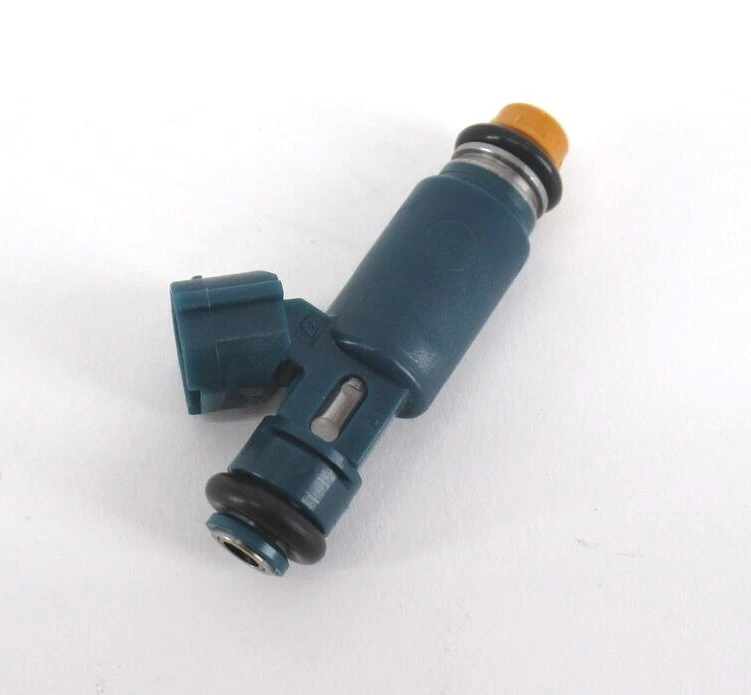 Inyector de combustible genuino OEM Nissan 16600-8J010 2002-2007 Altima 2002-2006 Sentra Foto 2 de 4