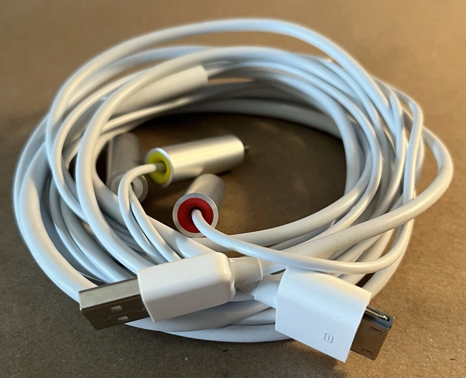 OEM Apple Composite AV Cable (MB129LL/B) NEW OPEN BOX 2009 - Image 3 of 4