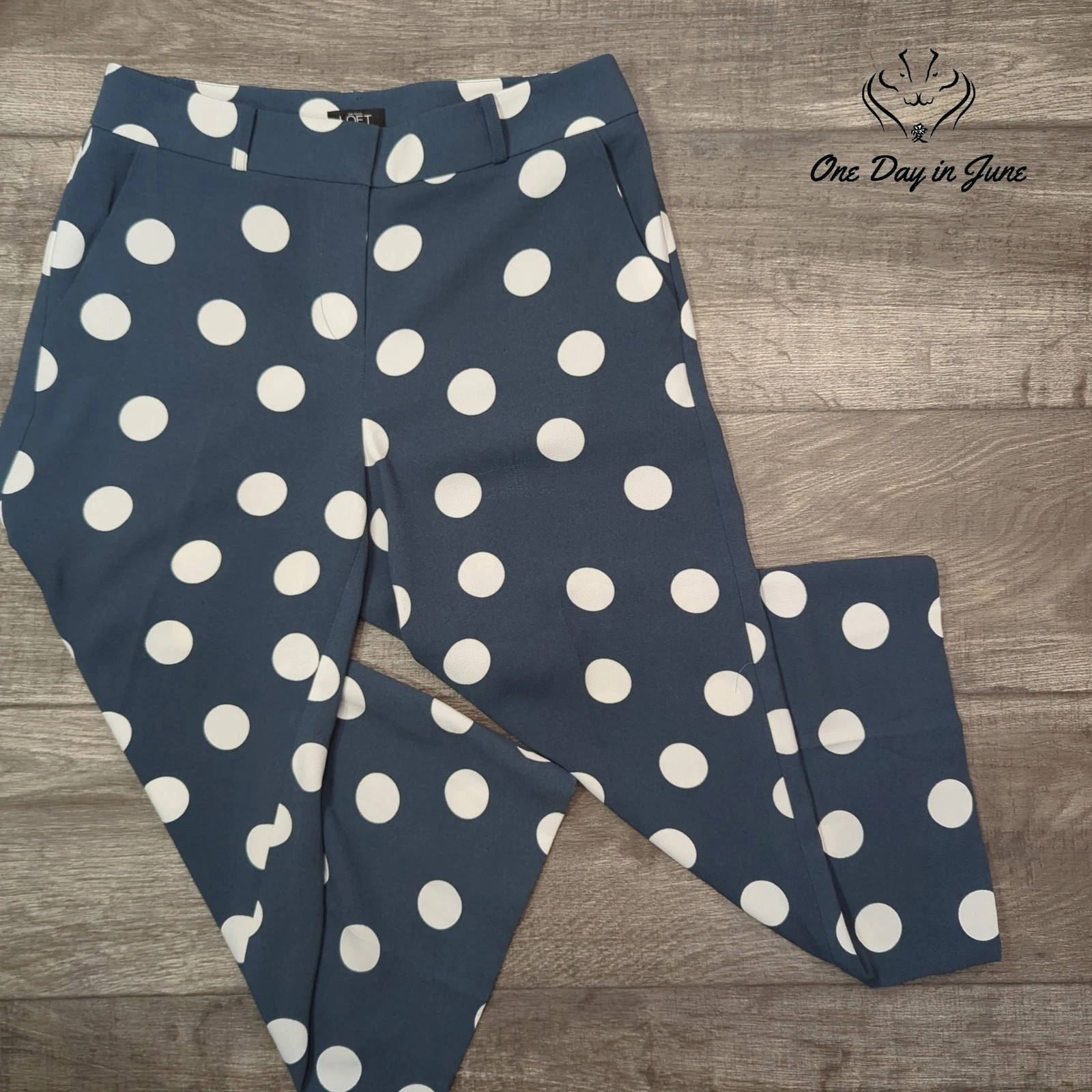 Loft Petite Polka Dot Capri Pants Size 4P