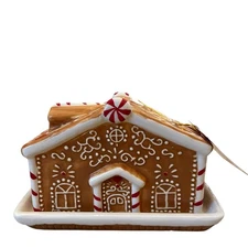Gingerbread House Covered Butter Dish 7x5 Ceramic Christmas Holiday Kitchen NEW