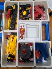 LARGE LOT OF VARIOUS FISCHERTECHNIK PARTS,  WIRES, GEARS & MOTOR POWER BLOCK