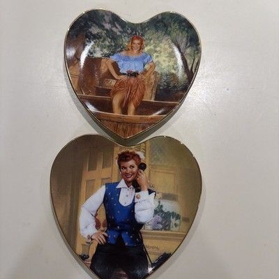 I Love Lucy  Hamilton Collection Heart Plates Set2
