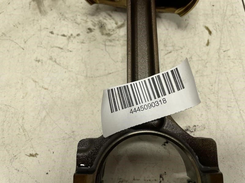 Chevrolet Equinox 2011 pistón de 2,4 L OEM+   Foto 2 de 4