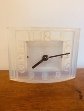 Pendulette ATO de Léon HATOT Verre opalescent Verrerie Lalique