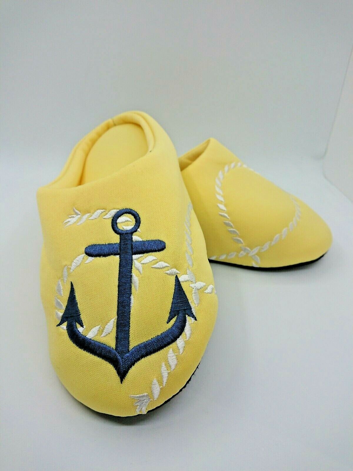 PANTOFOLA D’ORO Pantofole Jeffrey Banks Home Donna Gialle Ancoraggio con Applique