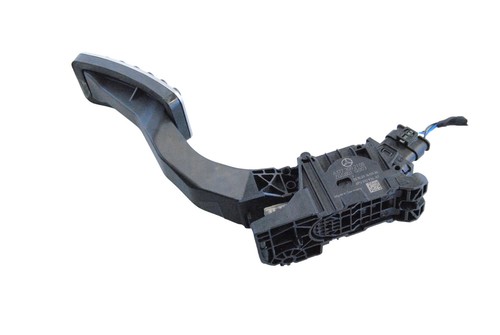 Mercedes CLA220d Throttle Pedal A1773002100 C118 2021 RHD 23358470 - 第 3/5 張圖片