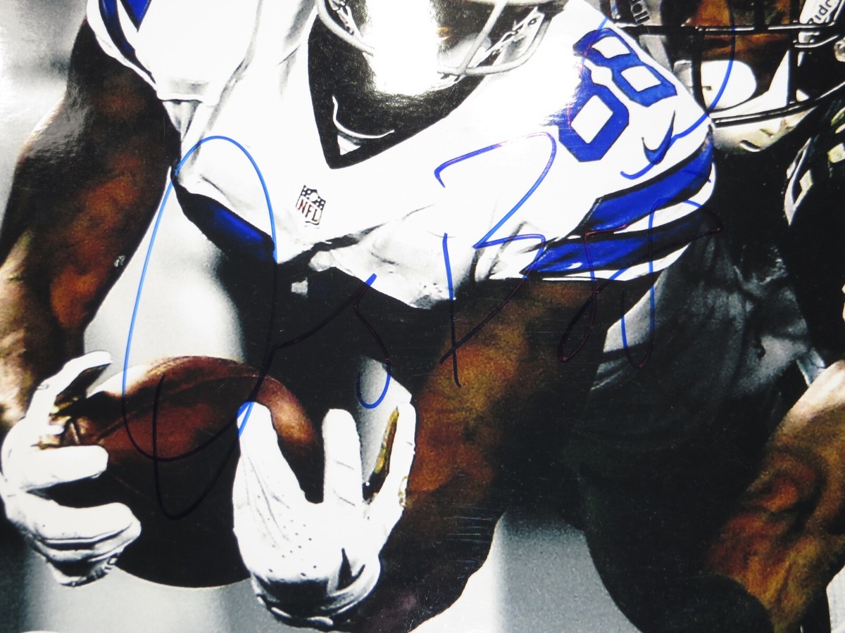 DEZ BRYANT DALLAS COWBOYS SIGNED 12x18 PHOTO 