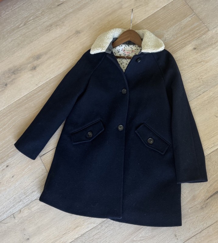 Luxury Bonpoint Coat (10Y) - Deep Navy Blue Perfection for your Stylish 10y old!