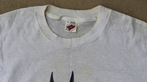 Vintage Rare Batman Comic Relief White Neon Puffy Blue DC Comics 1989 T-Shirt XL - Picture 2 of 9