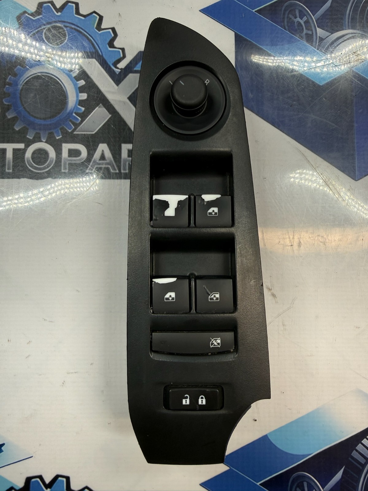 2013-2017 CHEVROLET TRAX LS DRIVER SIDE Window Switch 42406141 OEM