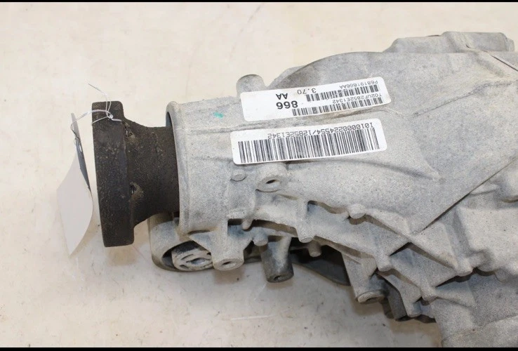 Jeep Grand Cherokee SRT 2012-2018 3,70 eje delantero diferencial OEM MT84 Foto 2 de 4