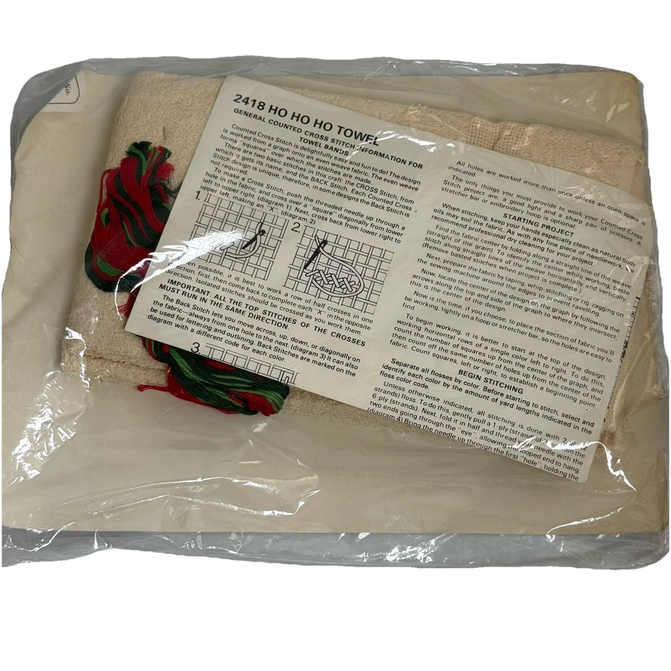 Lot 3 VTG Creative Circle Christmas Cross Stitch Kits 2418 2419 Hand Towels 2422 - Image 4 of 4