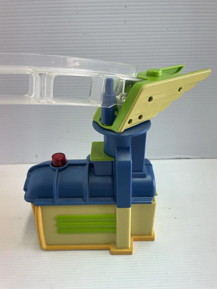 Chuggington Learning Curve 2010 Luderum Train Set Track Interactive Crane Piece - Image 3 of 4