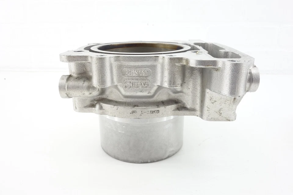 Aprilia 06-09 RSV1000 R 06-10 Tuono OEM cilindro delantero trasero pistón jarra de 3,8 k millas Foto 4 de 4