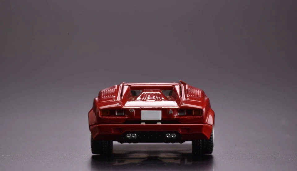 Lamborghini Countach, escala 1:64 de Tomytec (Tomica Limited Vintage) Foto 4 de 4