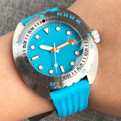 42mm Domed Sapphire Glass Men NH35A Automatic Watch 200M Diver Blue Sterile Dial