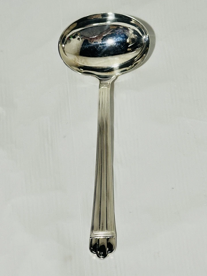 "Cucharón de salsa Christofle Aria de 7"" plateado macizo*" Foto 2 de 4