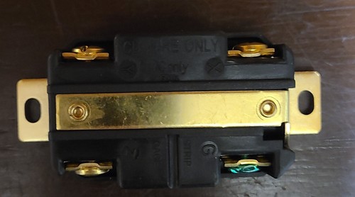 B & B TRADING LOCKING RECEPTACLE WJ-6436B E158723 - Picture 4 of 6