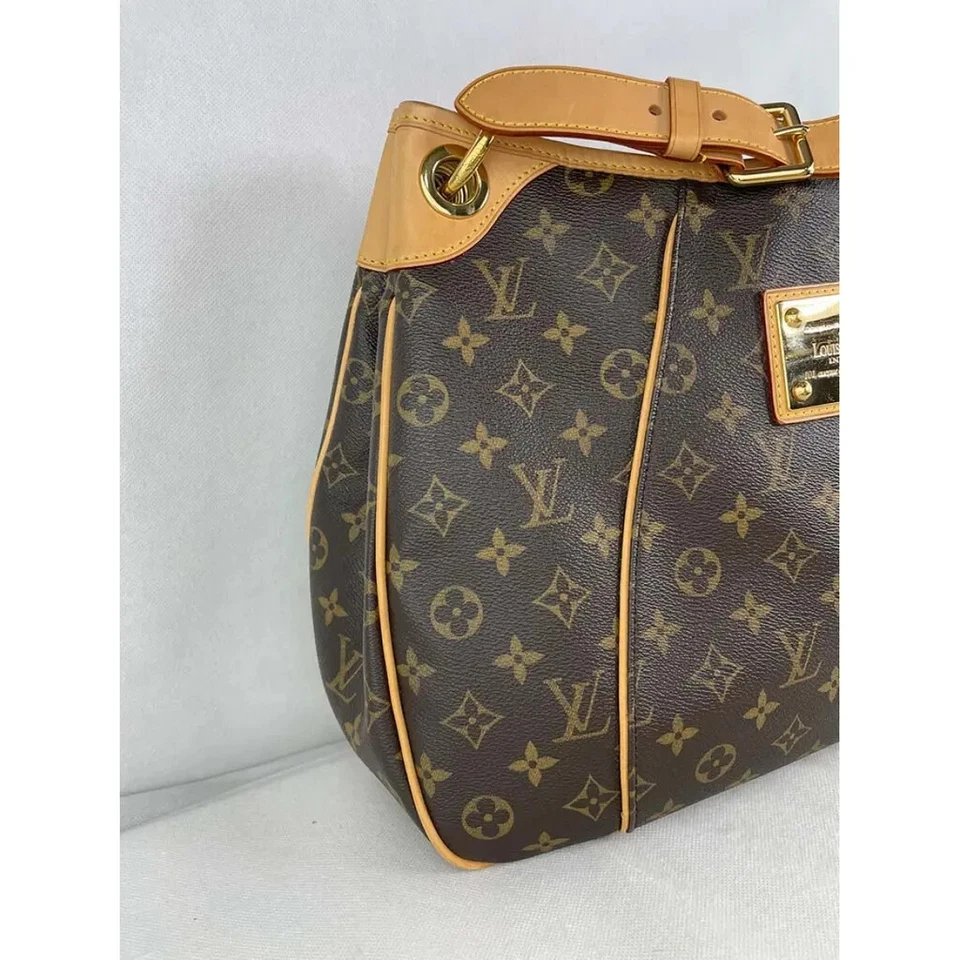 Auténtico bolso hobo de hombro Louis Vuitton Galliera PM con monograma de lona Foto 2 de 4