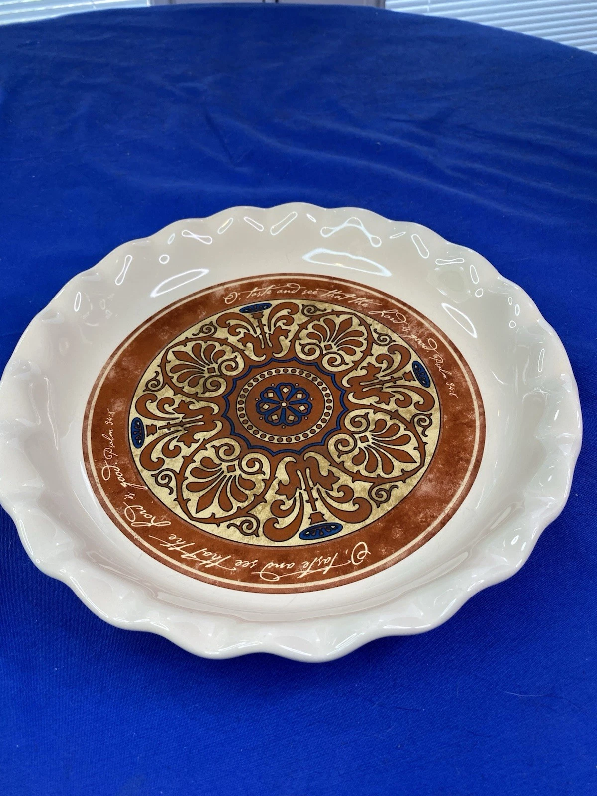 Tuscan Ambiance by Carpentree Pie Dish 2010 Stoneware 10.5 inches